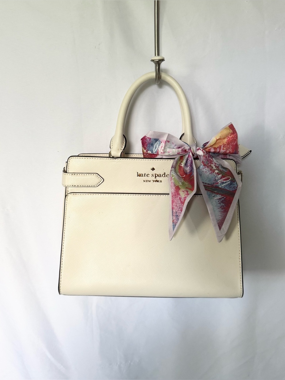 Kate Spade Staci EUC medium winter white satchel